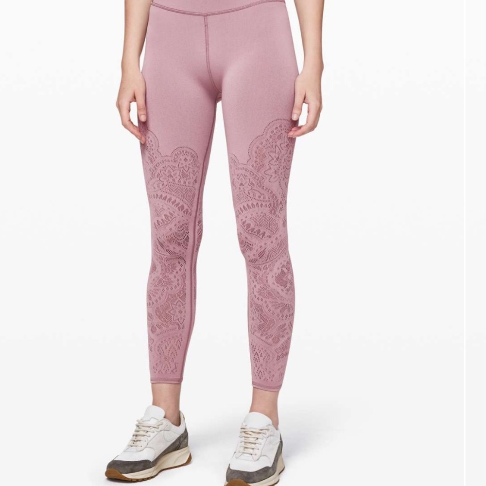 Lululemon Reveal tight *zen expression Pink/Mauve/Dusty Rose size 4
